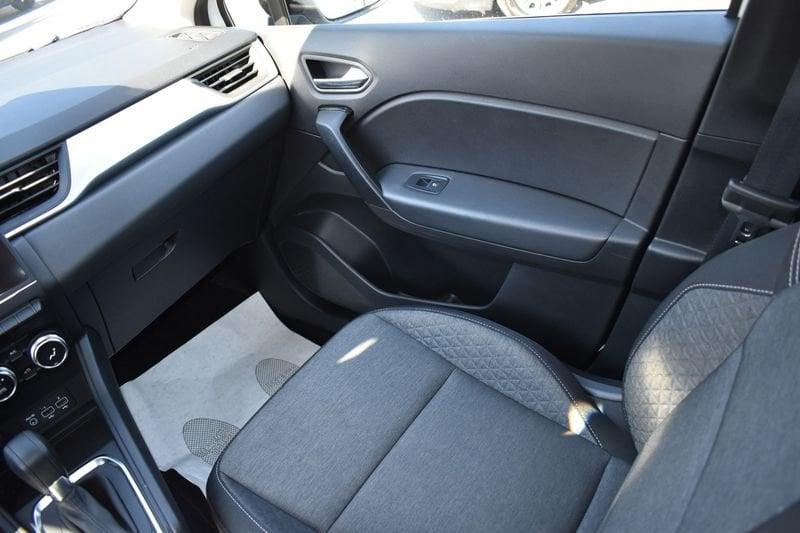 Renault Captur E-Tech hybrid 1.6 E-TECH HEV 145 EQUILIBRE AUTO