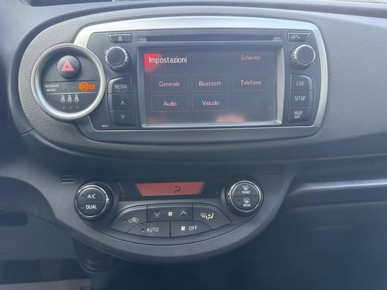 Toyota Yaris 1.0 5 porte Lounge