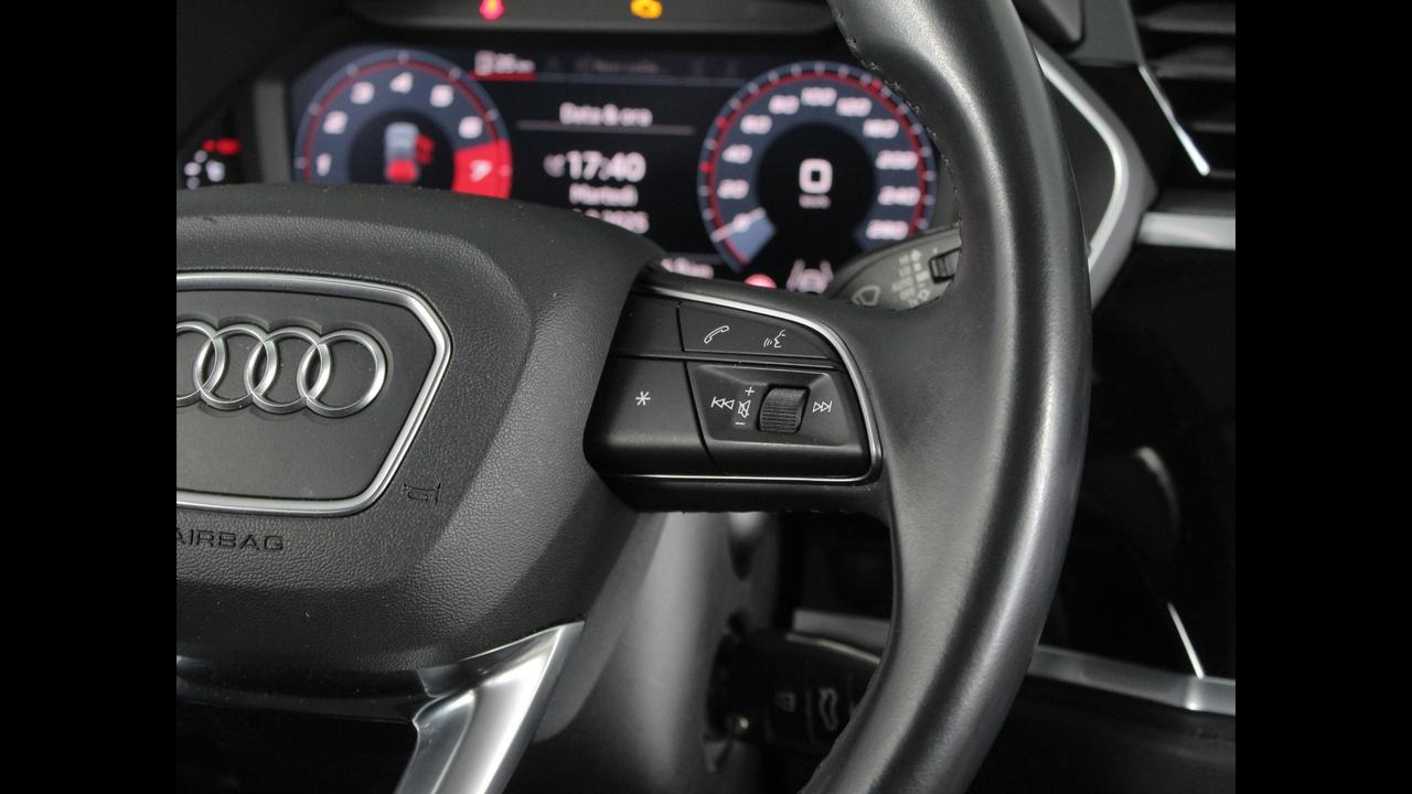 AUDI Q3 II 2018 - Q3 35 1.5 tfsi Business