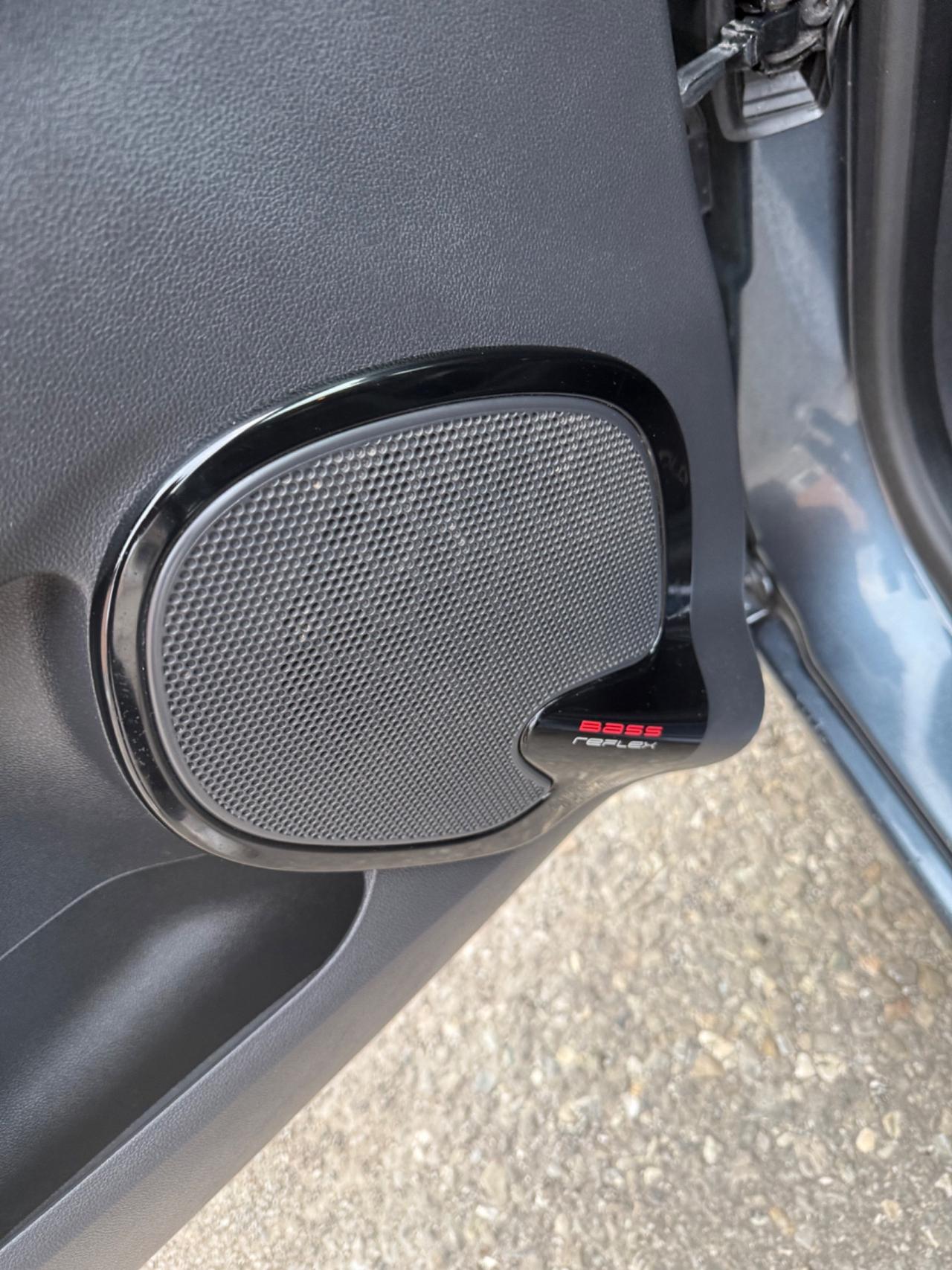 Renault Clio 1.2 75CV 5 porte Zen