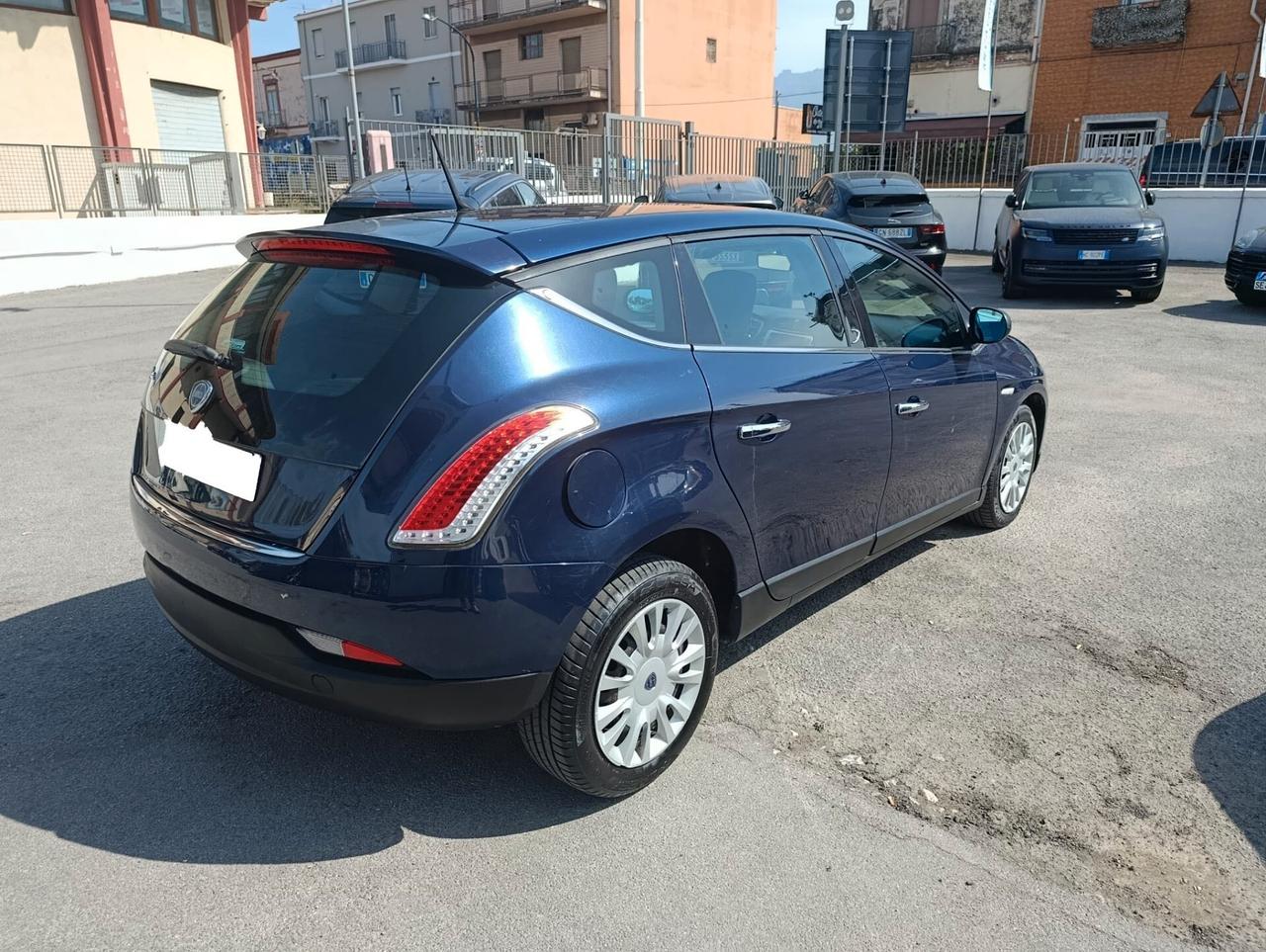 Lancia Delta 1.6 MJT DPF Platino
