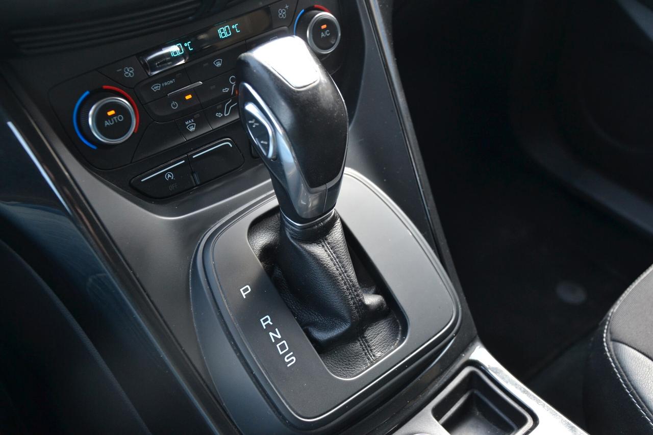 Ford Kuga 1.5 TDCI 120 CV S&S 2WD Powershift Edition