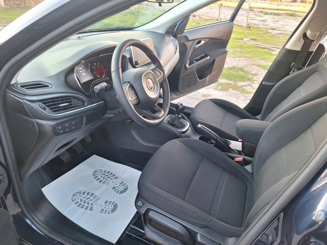 Fiat Tipo 1.6 MJT 120 CV "BERLINA" 50000 km 2017