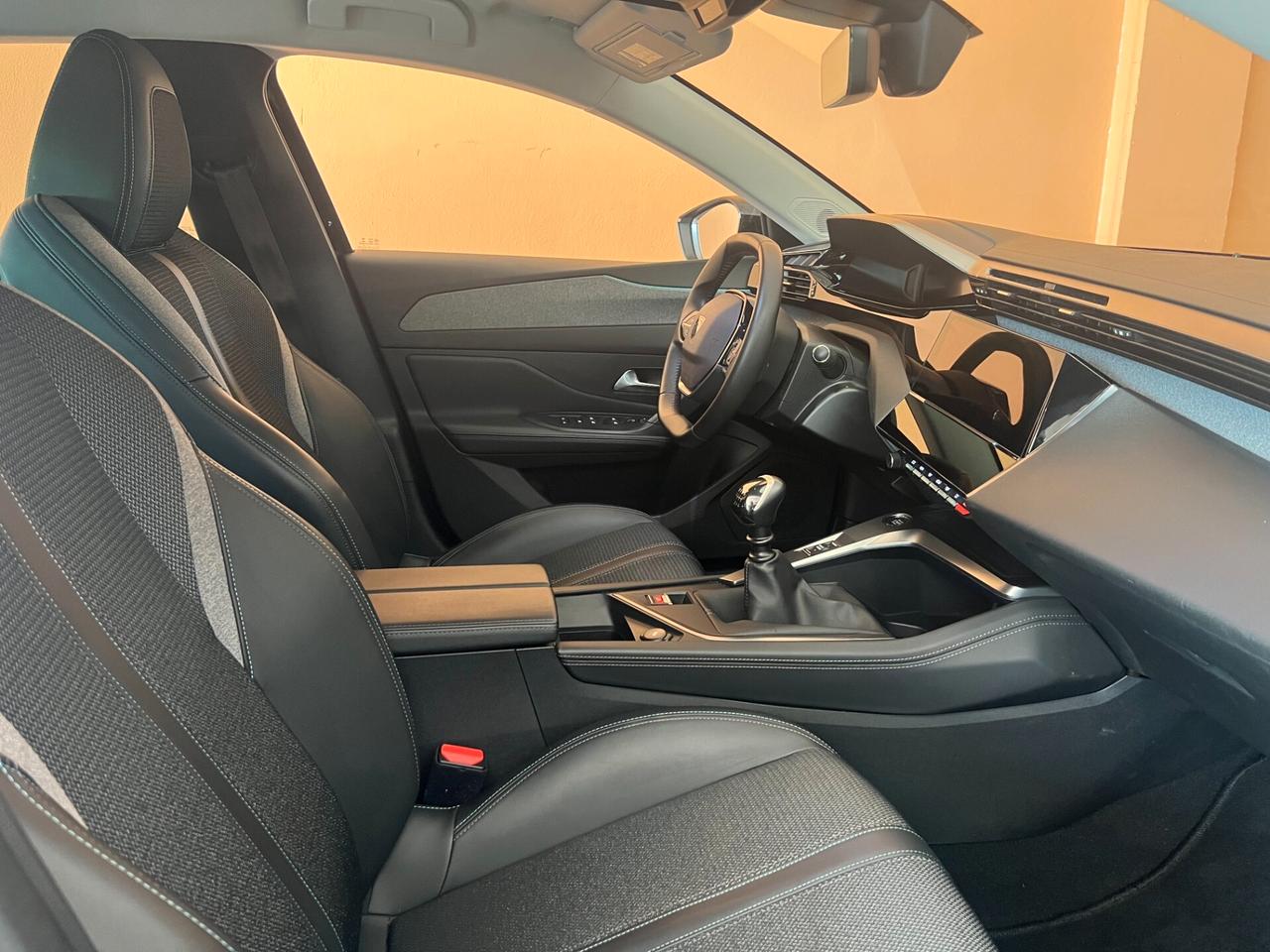 Peugeot 308 BlueHDi 130 S&S SW Allure
