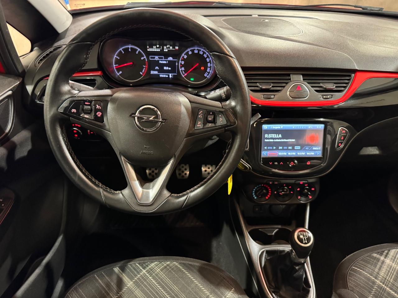 Opel Corsa 1.4 90CV GPL Tech 5 porte b-Color NEOPATENATI