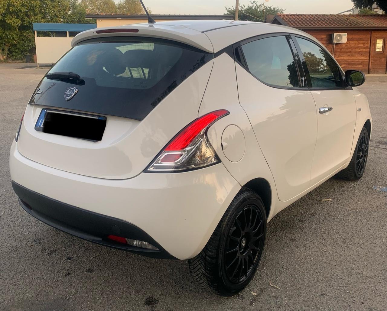 Lancia Ypsilon 1.3 MJT 16V 95 CV 5 porte S&S Platinum