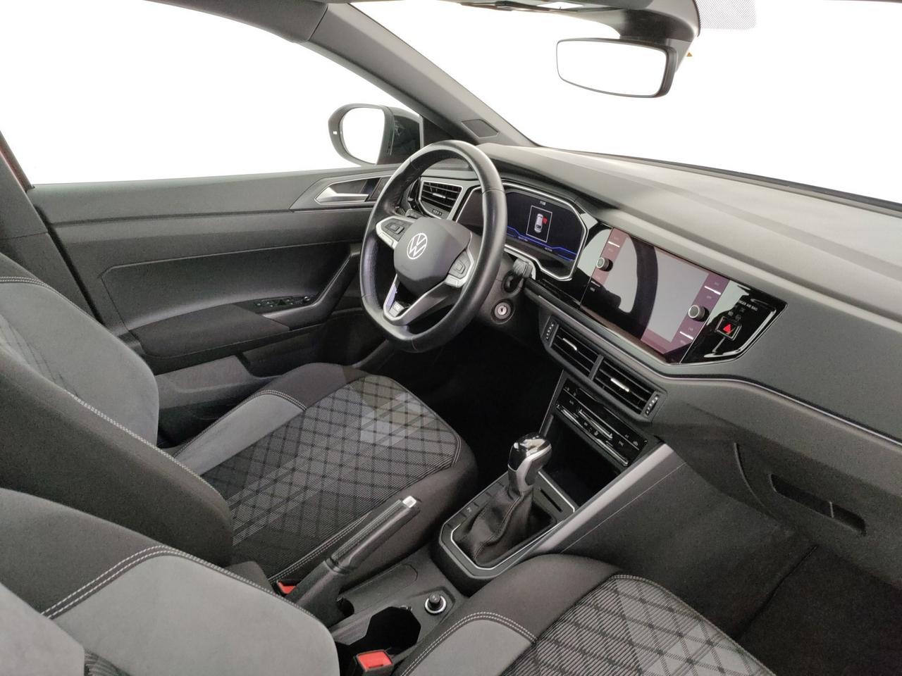 Volkswagen Taigo 1.0 tsi r-line 110cv dsg