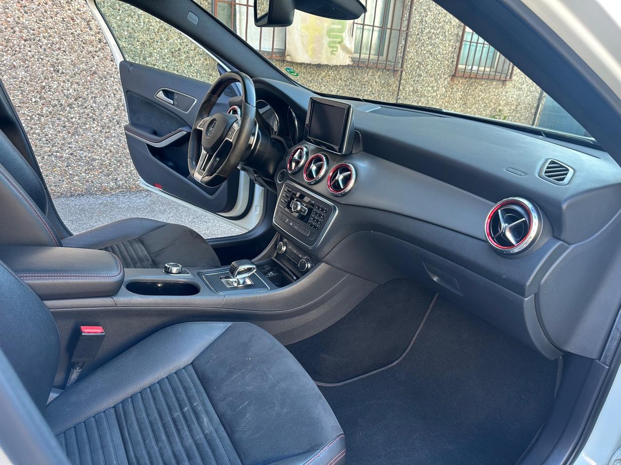 Mercedes-benz GLA 45 AMG 4Matic