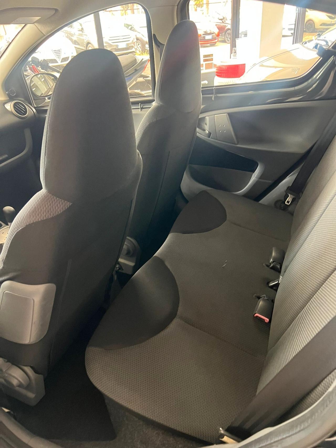 Toyota Aygo 1.0 12V VVT-i 5 porte Now