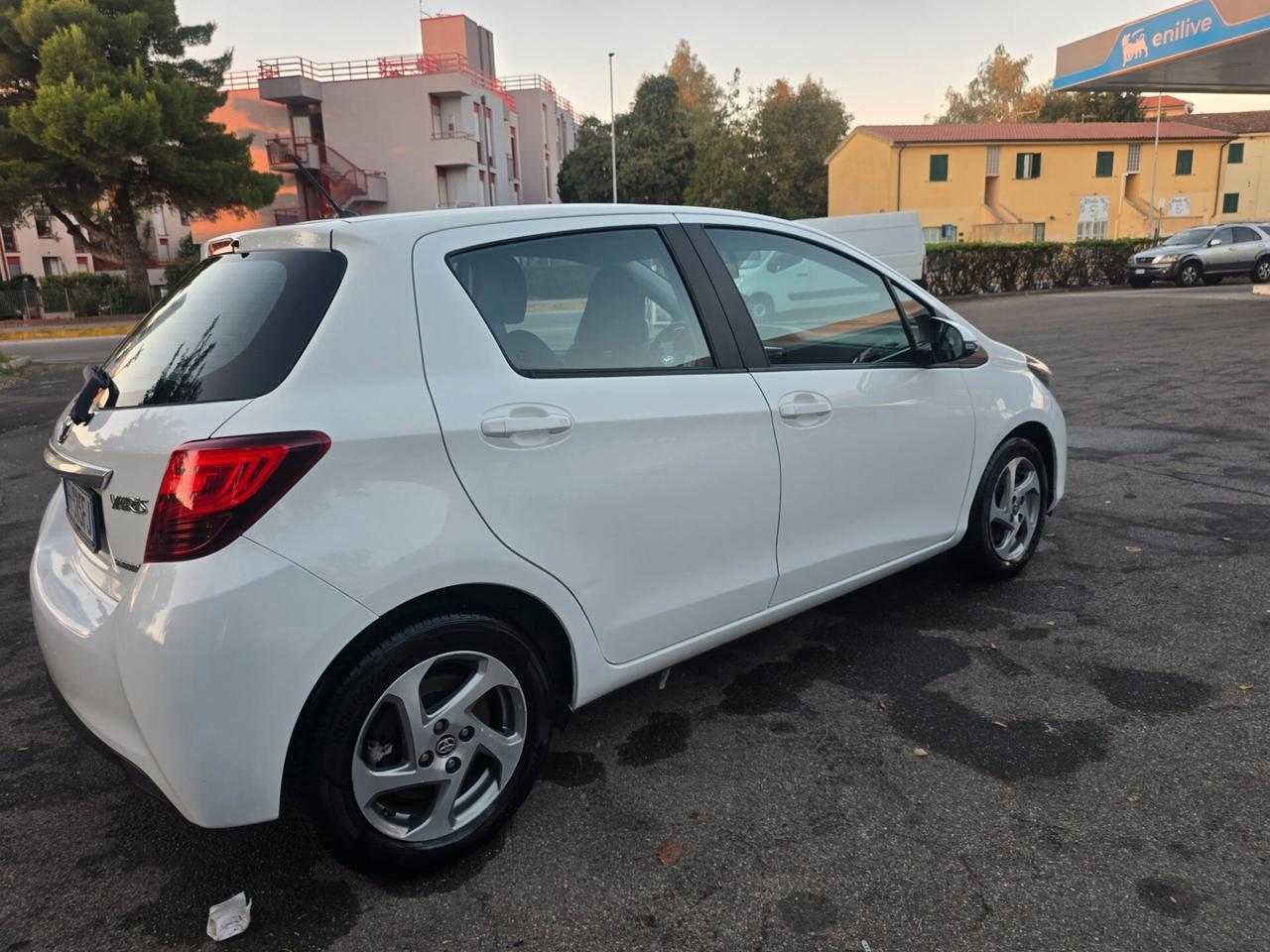 Toyota Yaris 1.4 benzina