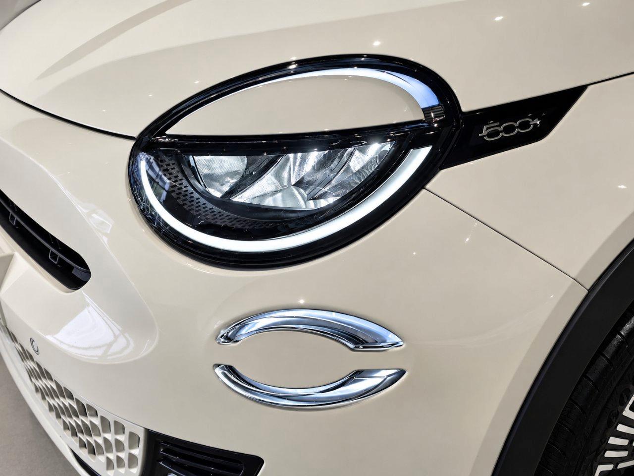 Fiat 600 1.2 HYBRID LA PRIMA 145CV AUTO *PREZZO VERO NO VINCOLI*