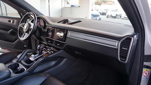 PORSCHE Cayenne Coupé 3.0 V6