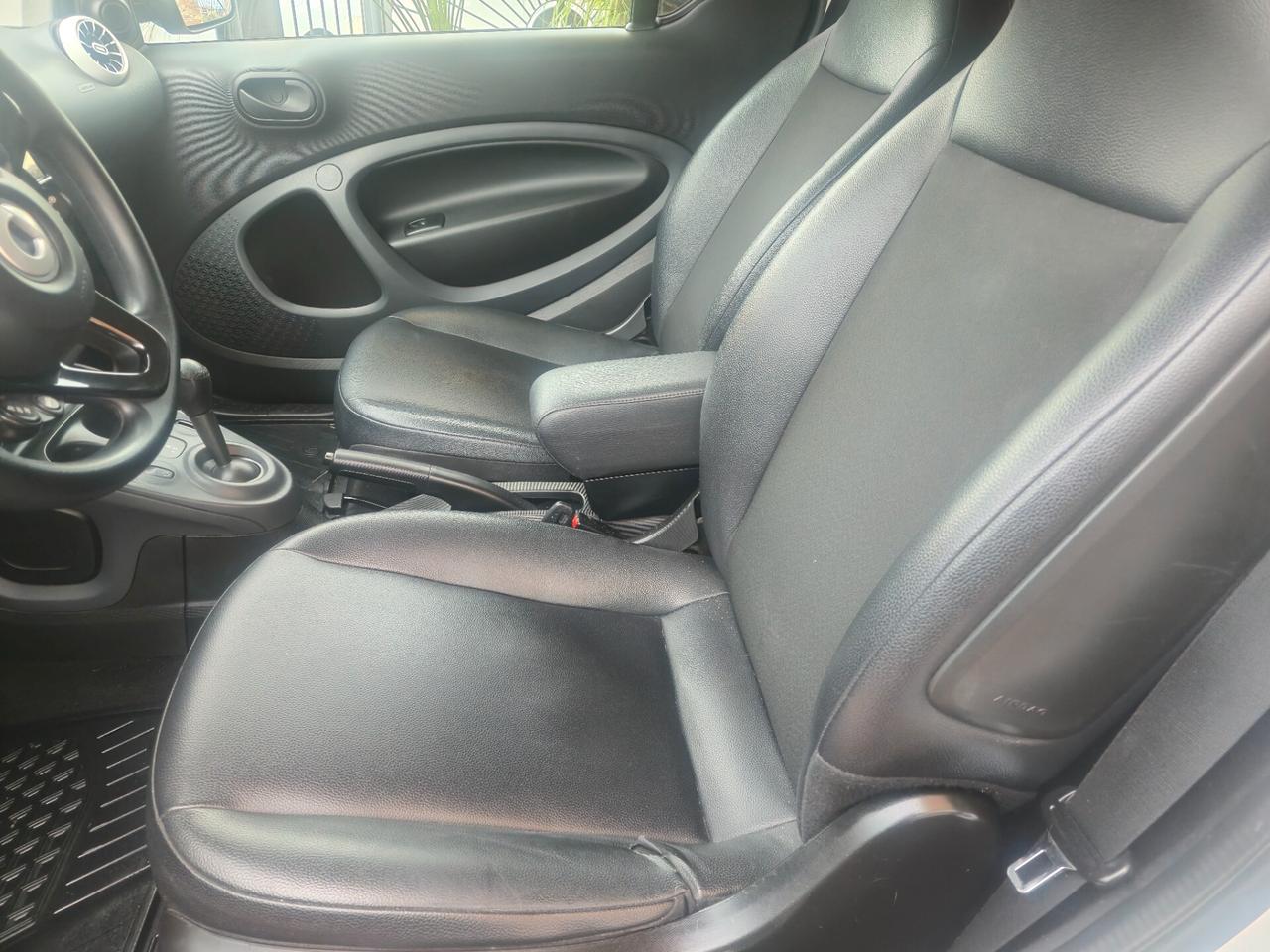 Smart ForTwo 90 0.9 Turbo twinamic JBL