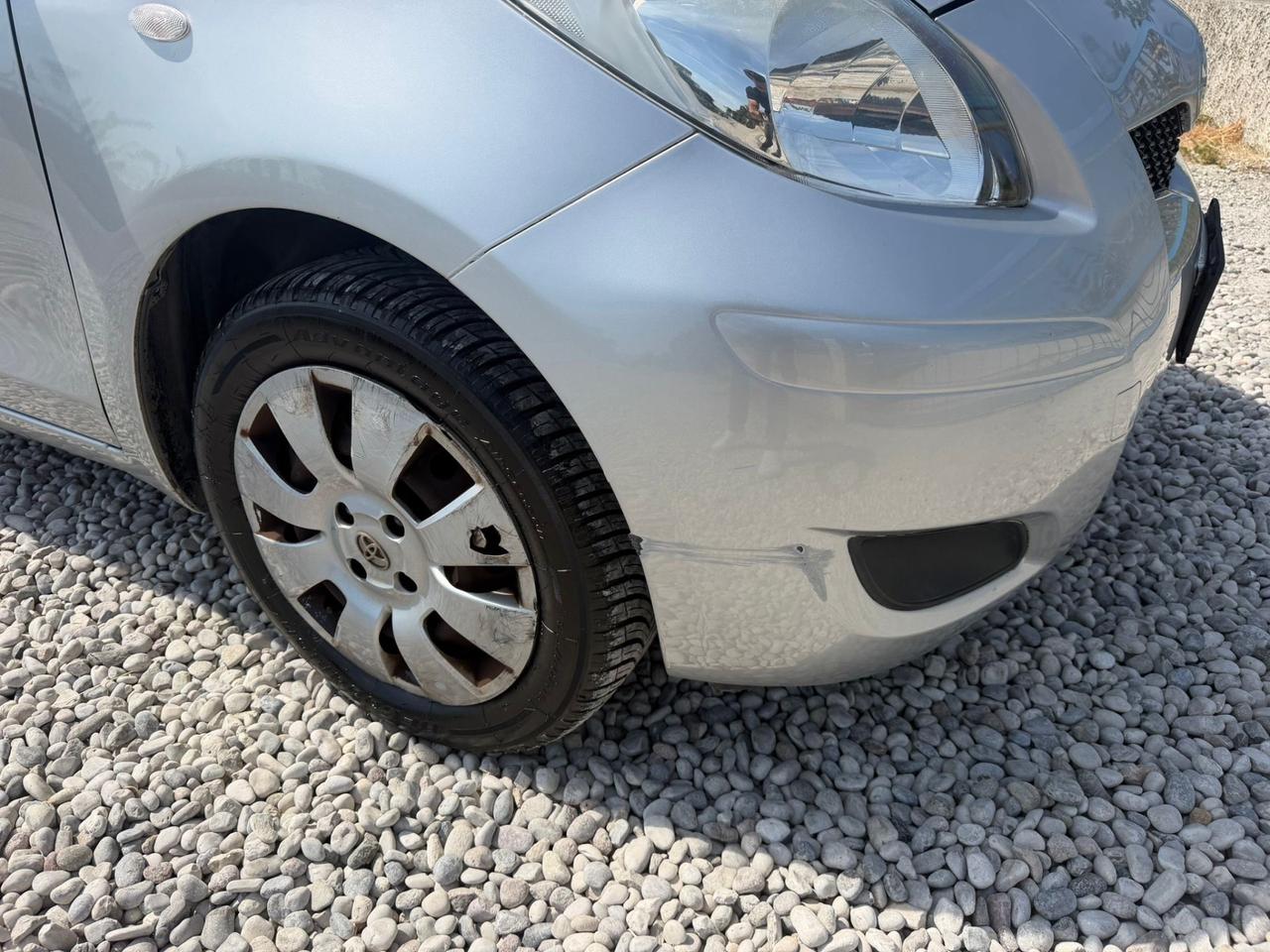 Toyota Yaris 1.0 5 porte Now GPL