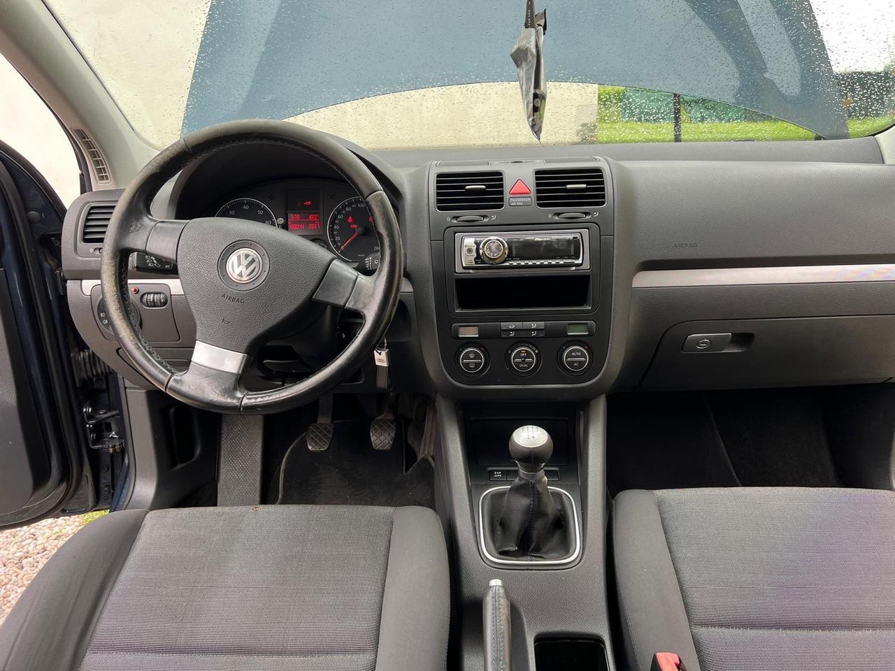Volkswagen Golf 1.6 5p. Comfortline