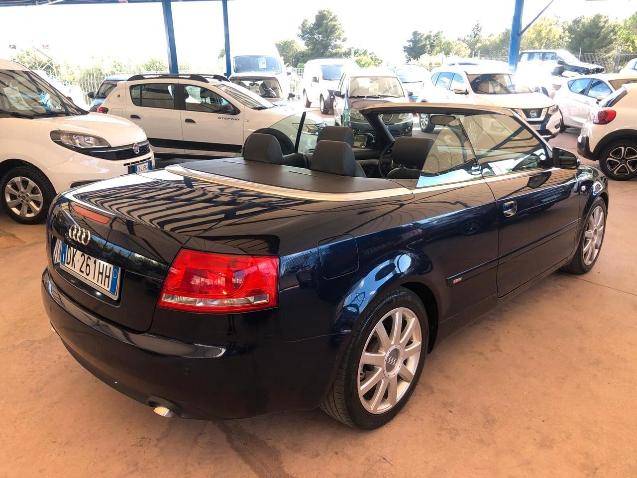 Audi A4 Cabriolet 2.0 TDI S-LINE 140CV