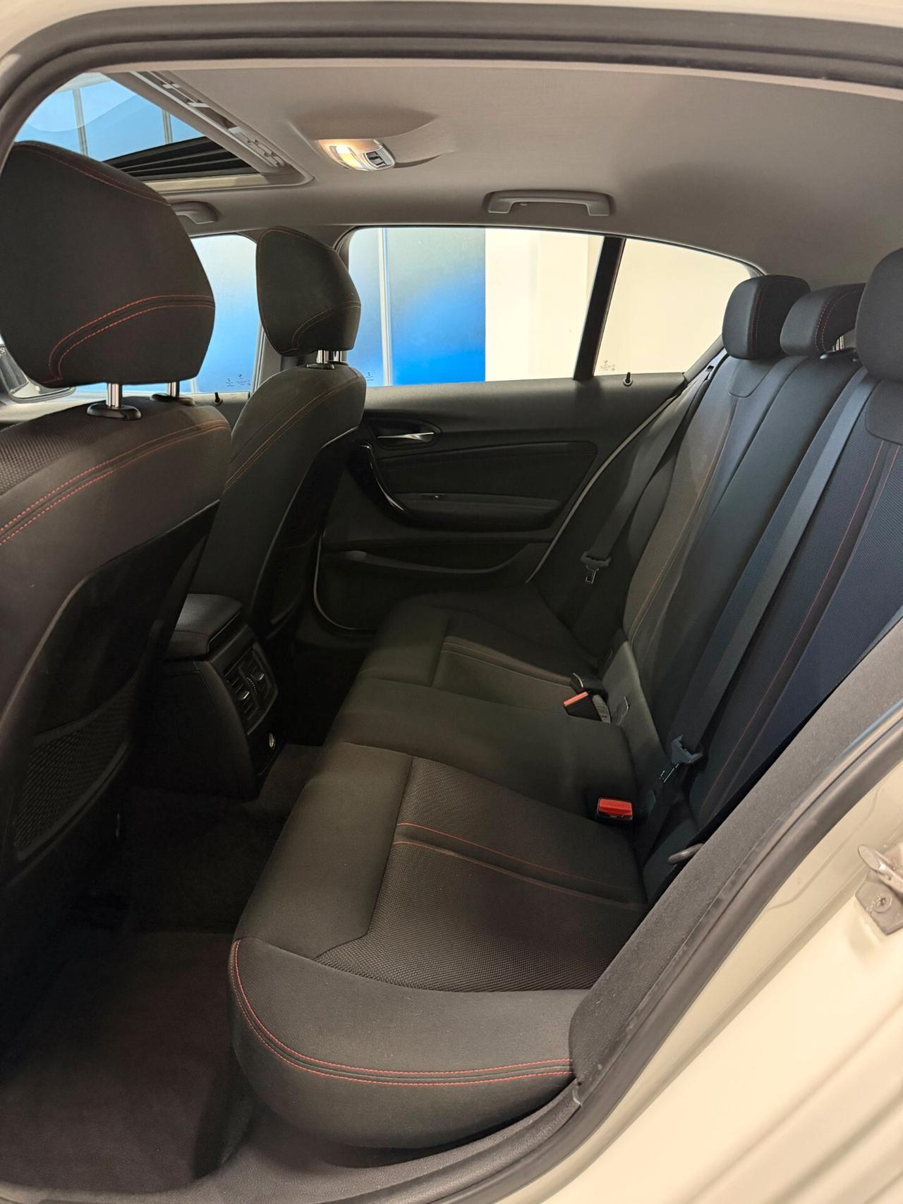 Bmw 118 118d 5p. Sport