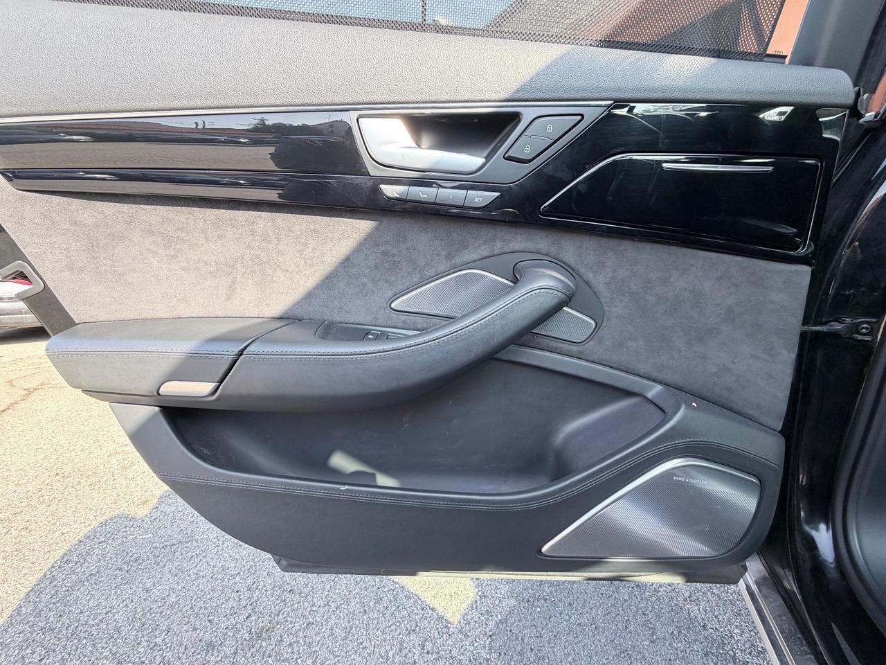 Audi A8 L 3.0TDI 262CV quattro LONG President EURO6