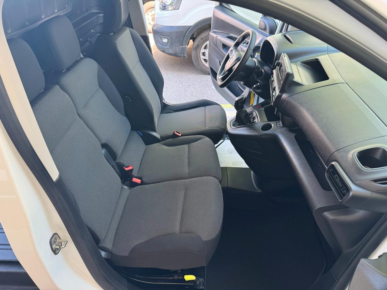 Opel Combo 1.5 DIESEL 3 POSTI GARANZIA 24 MESI