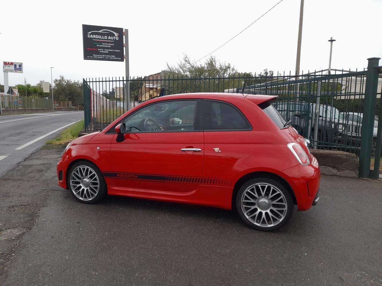 Abarth 500 1.4 Turbo T-Jet Custom