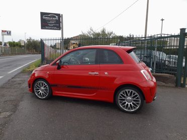 Abarth 500 1.4 Turbo T-Jet Custom