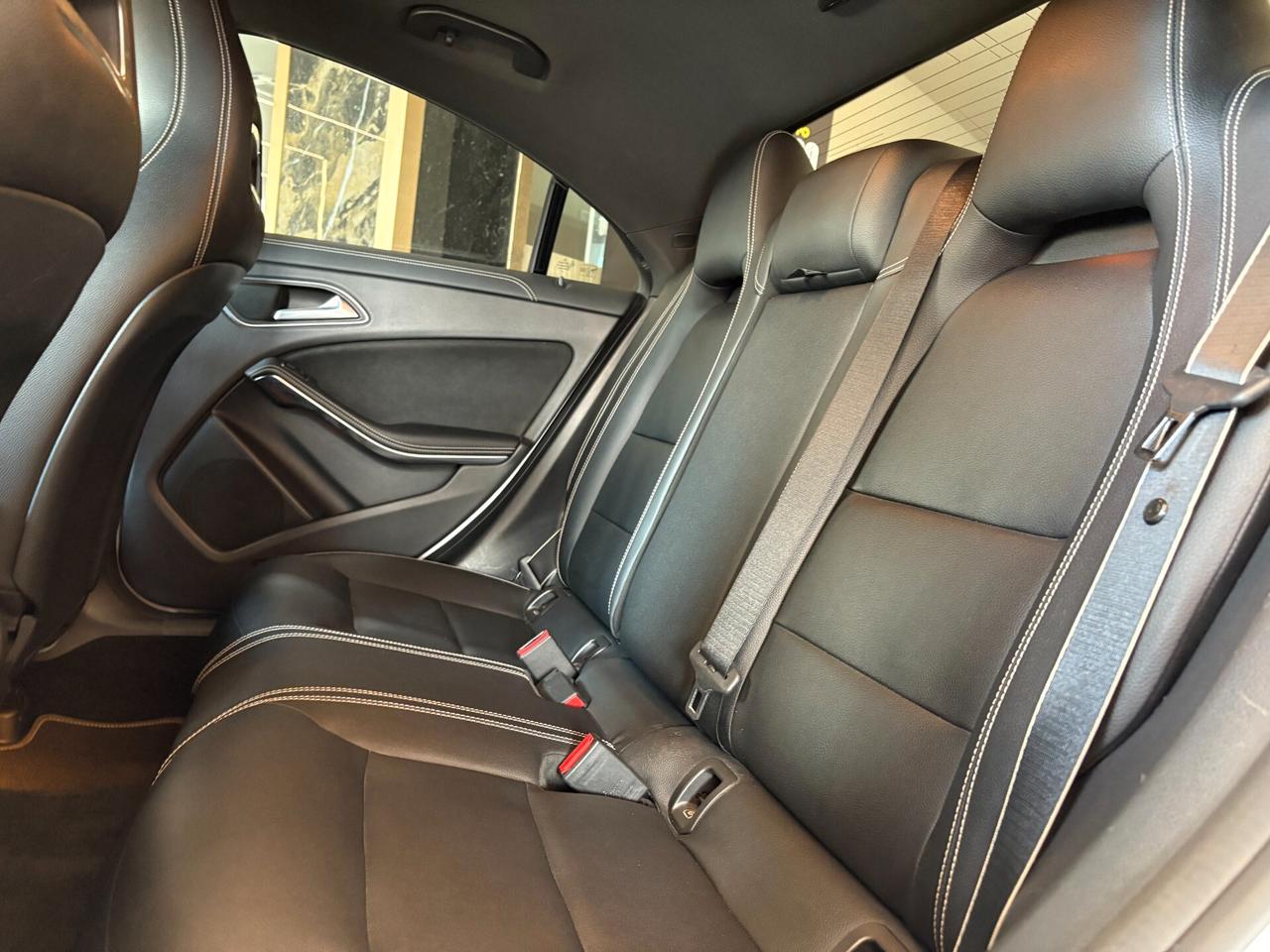 Mercedes-benz CLA 200 d Auto Premium AMG