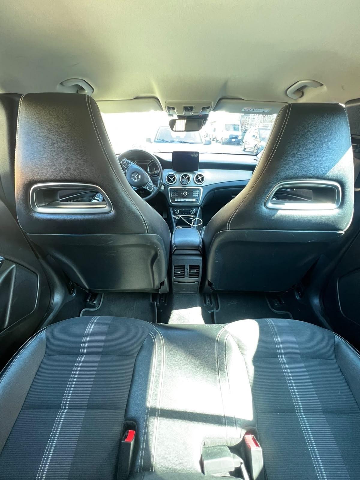 Mercedes-benz GLA 200 d Automatic 4Matic Premium