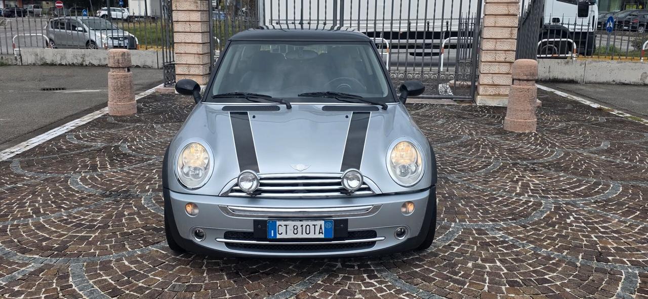 Mini 1.6 16V Cooper