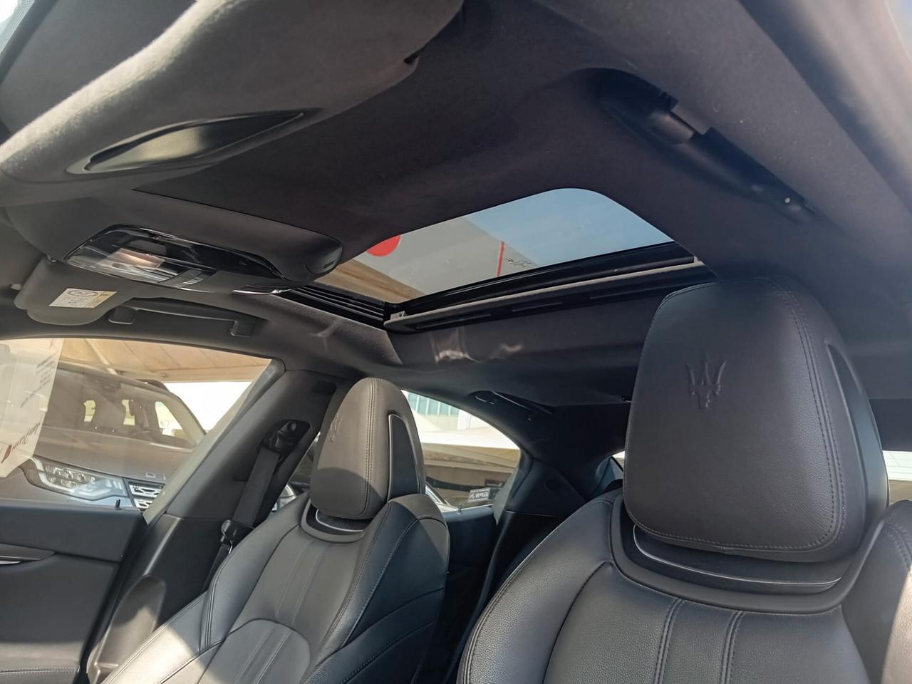 Maserati Ghibli V6 Diesel Gransport 275CV