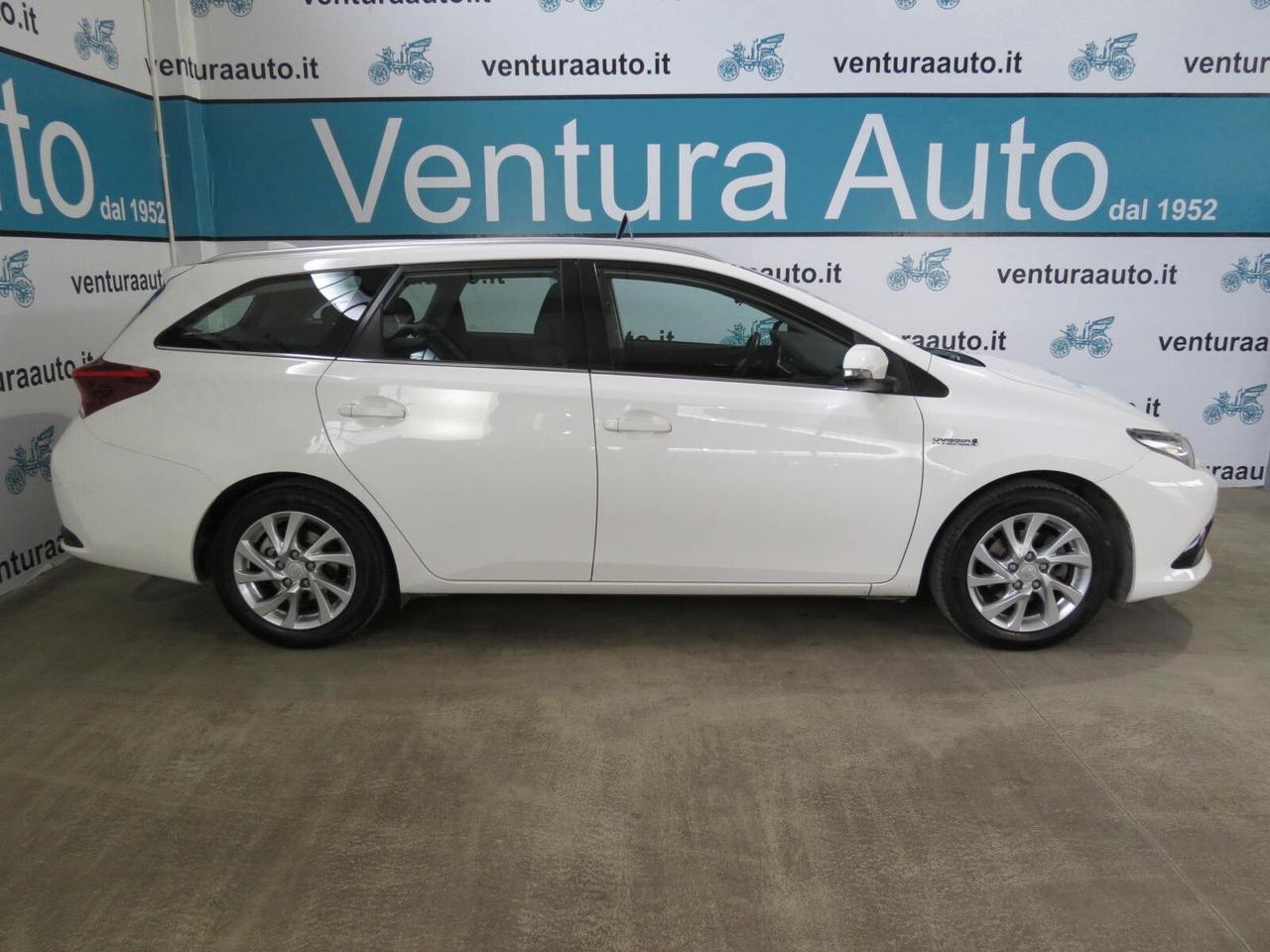 Toyota Auris Touring Sports 1.8 Hybrid Active