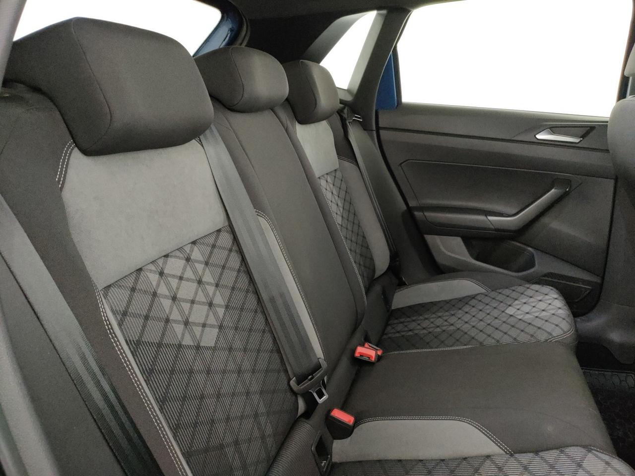Volkswagen Polo 1.0 tsi r-line 95cv