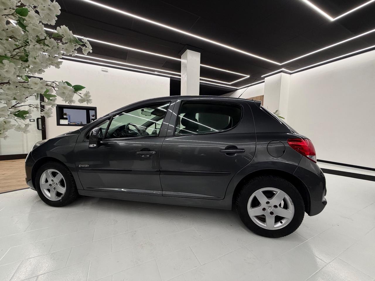 Peugeot 207 Plus 1.4 8V 75CV 5p. ECO GPL