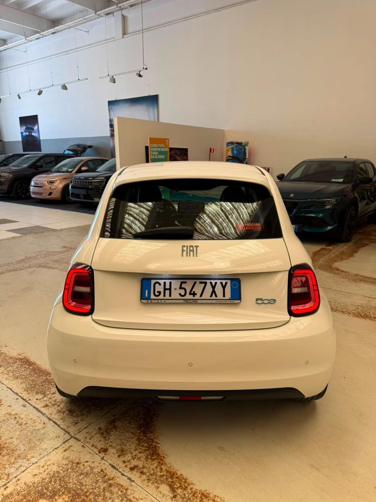 Fiat 500 500e Berlina 42 kWh Icon