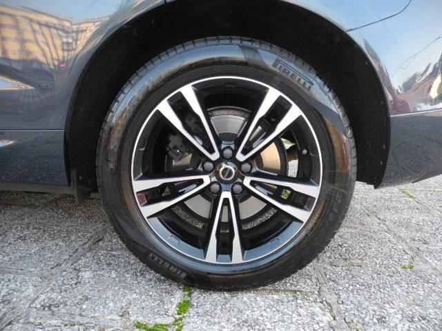 VOLVO XC60 2.0 D AWD Geartronic Business Plus Hybrid autom.