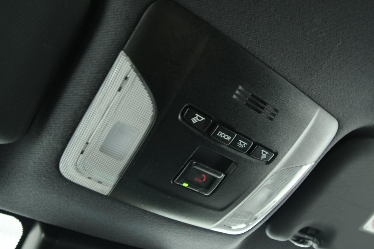 TOYOTA Corolla Touring Sports 1.8h Business cvt CAMERA+ACC+APP CONNECT