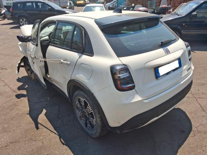 Fiat 600 Hybrid 110 CV DCT MHEV Business