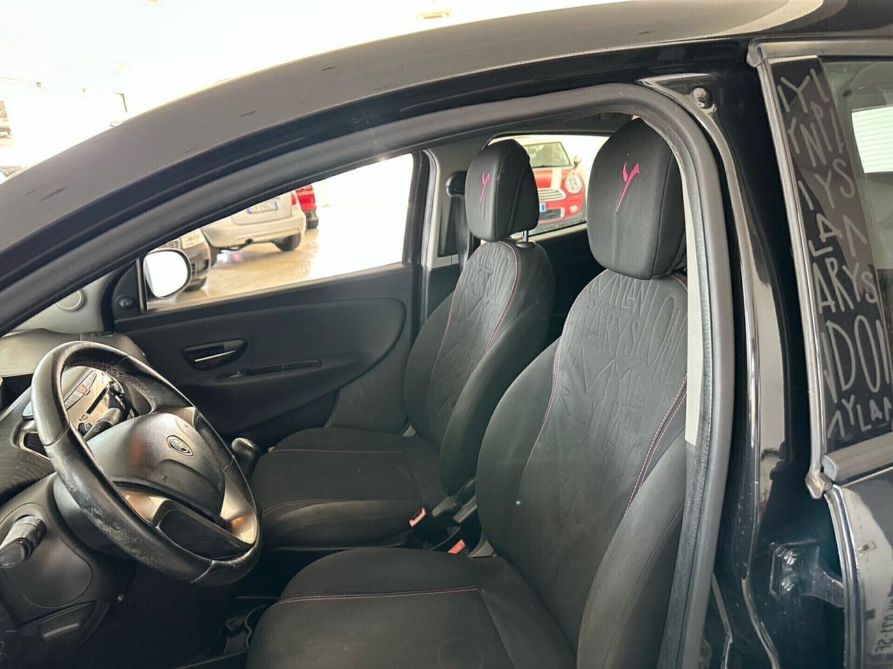 Lancia Ypsilon 1.2 69 CV 5 porte GPL Ecochic Gold