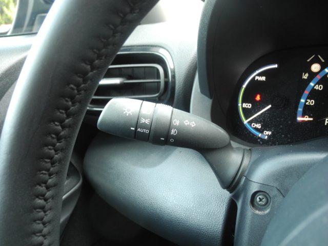 TOYOTA Yaris Cross 1.5 Hybrid E-CVT Business -Ok NEOPAT.-IVA detraib.