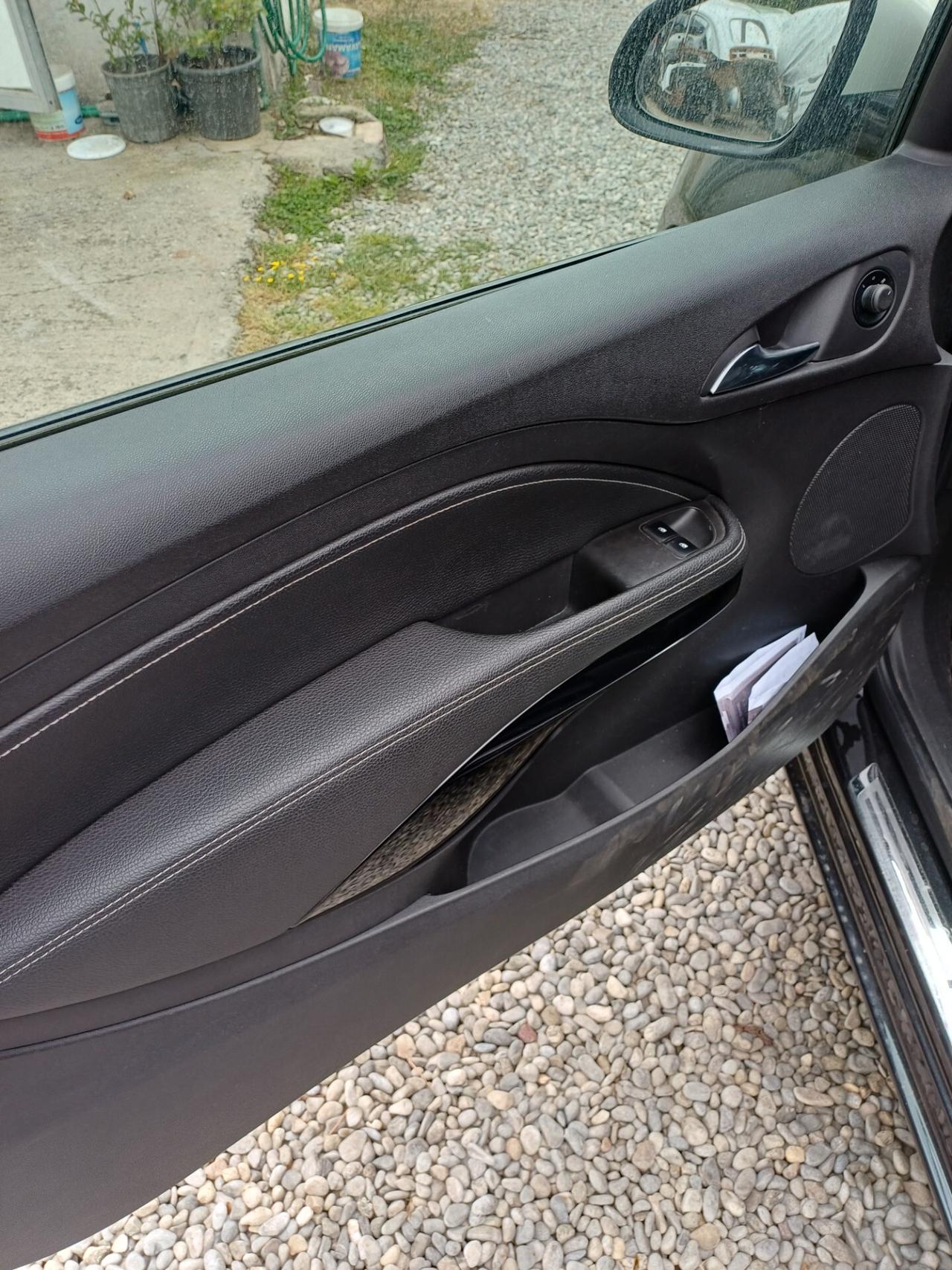 Opel Adam 1.4 87 CV benzina GPL