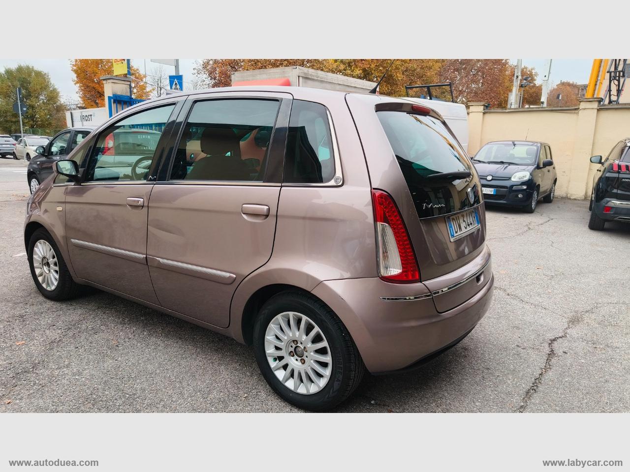 LANCIA Musa 1.4 16V Platino