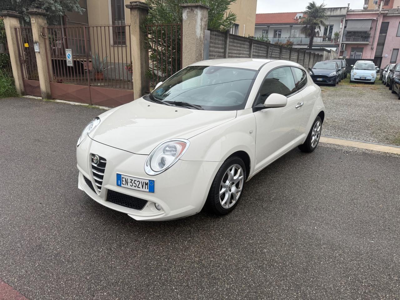 Alfa Romeo MiTo 1.3 JTDm-2 95 CV S&S Distinctive