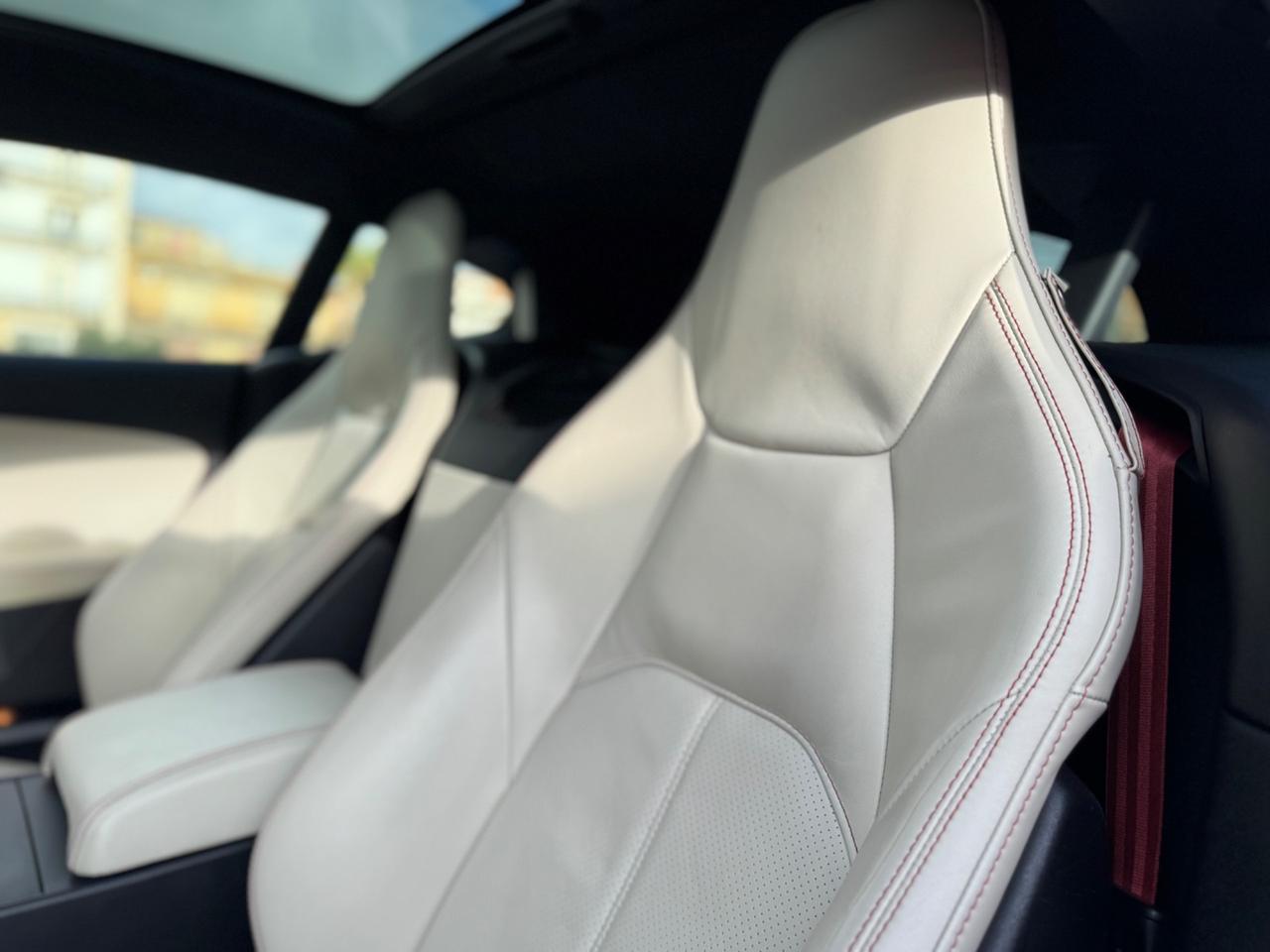 JAGUAR F-TYPE 5.0 V8 450 CV R-DYNAMIC AWD FULL IVA