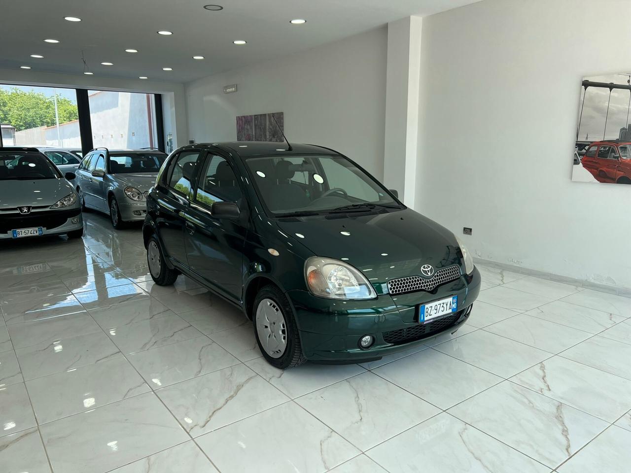 Toyota Yaris 1.3i 16V cat 5 porte Luna