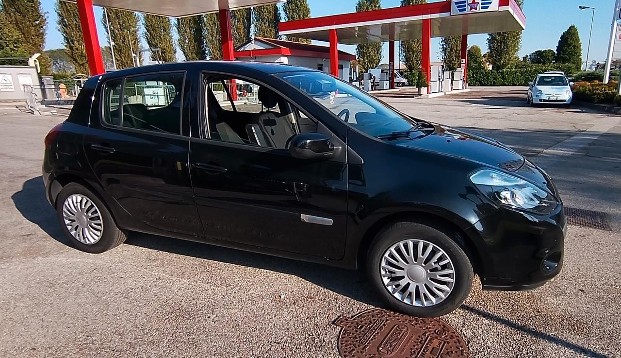 Renault Clio 1.2 16V 5 porte GPL