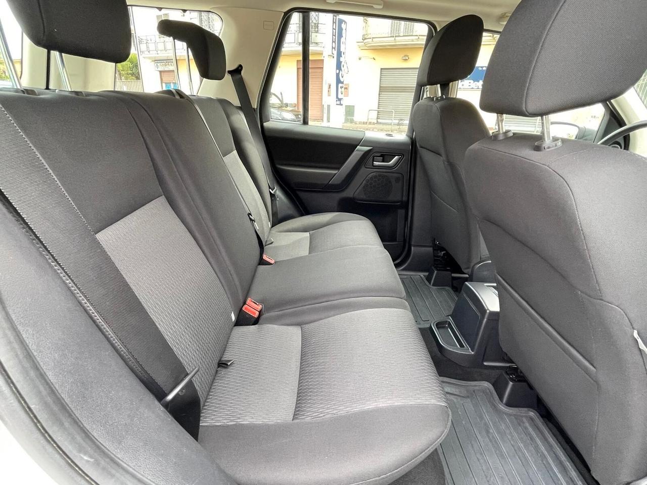 Land Rover Freelander 2.2 eD4 2WD S.W. SE