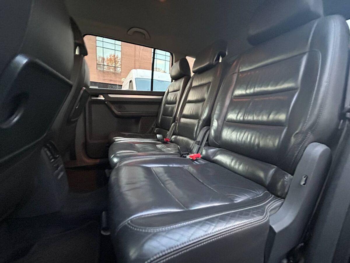 Volkswagen Touran 2.0 tdi Highline 170cv dsg dpf