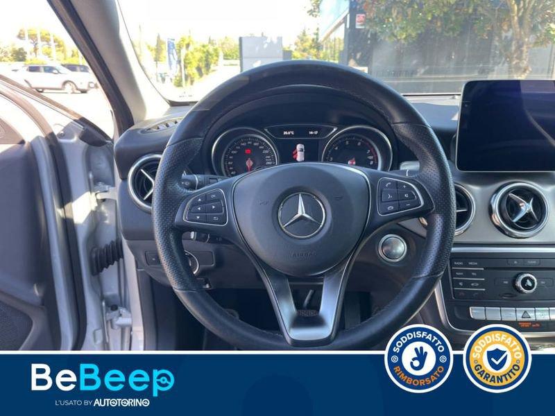 Mercedes-Benz GLA 180 SPORT AUTO