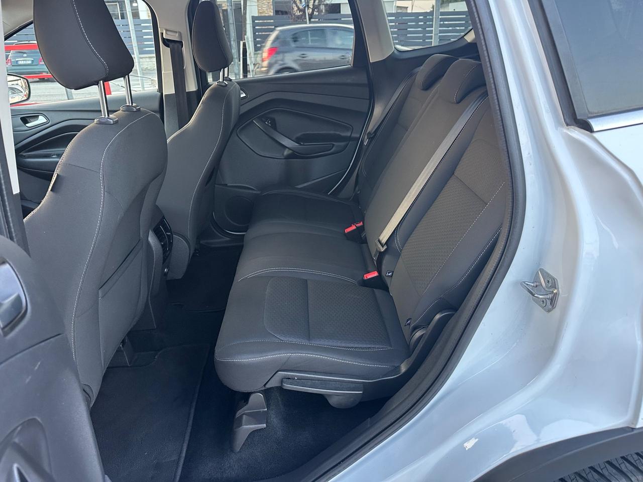 Ford Kuga 1.5 TDCI 120 CV OK NEOPATENTATI