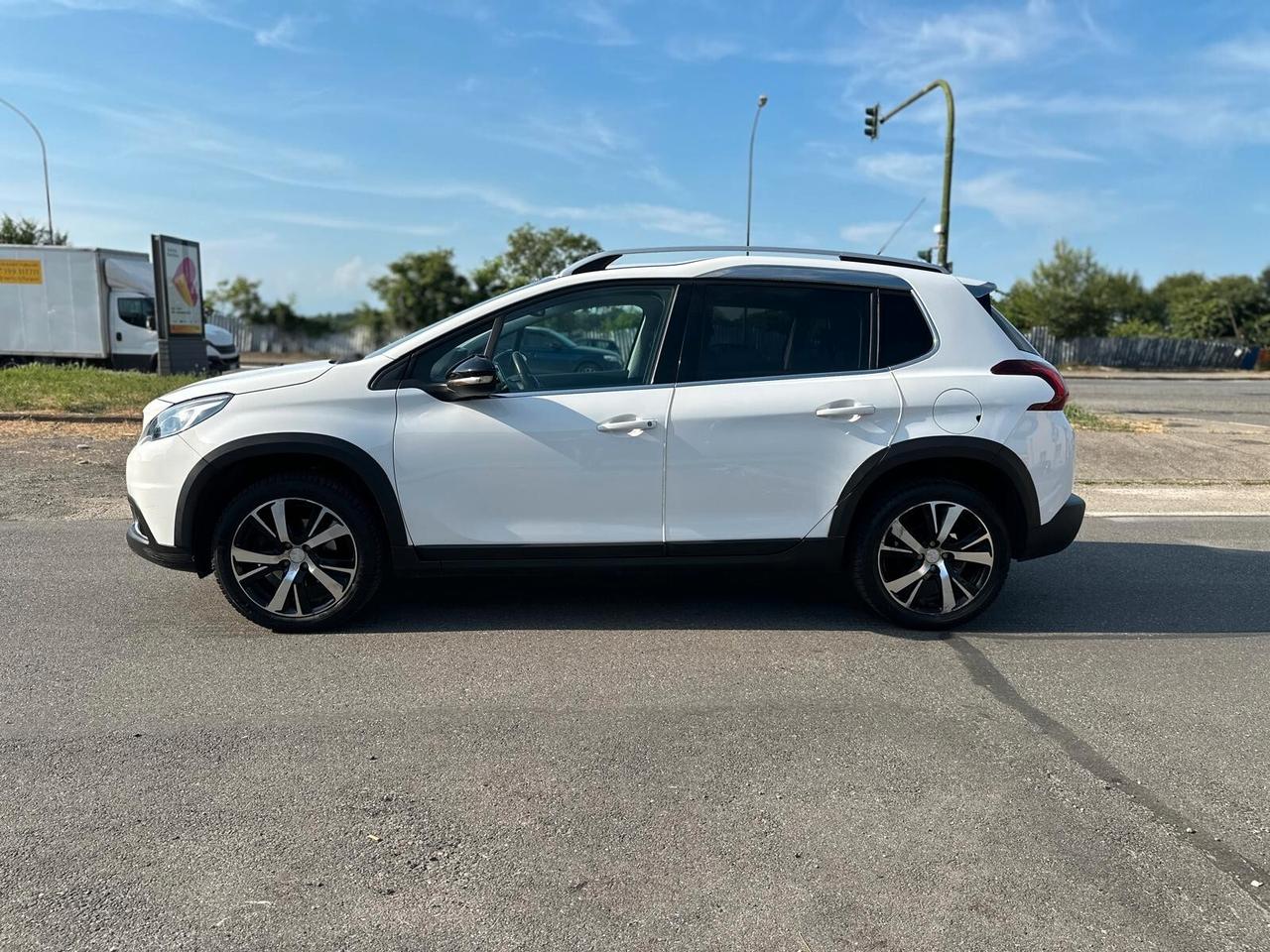 Peugeot 2008 PureTech Turbo 110 S&S Black Matt