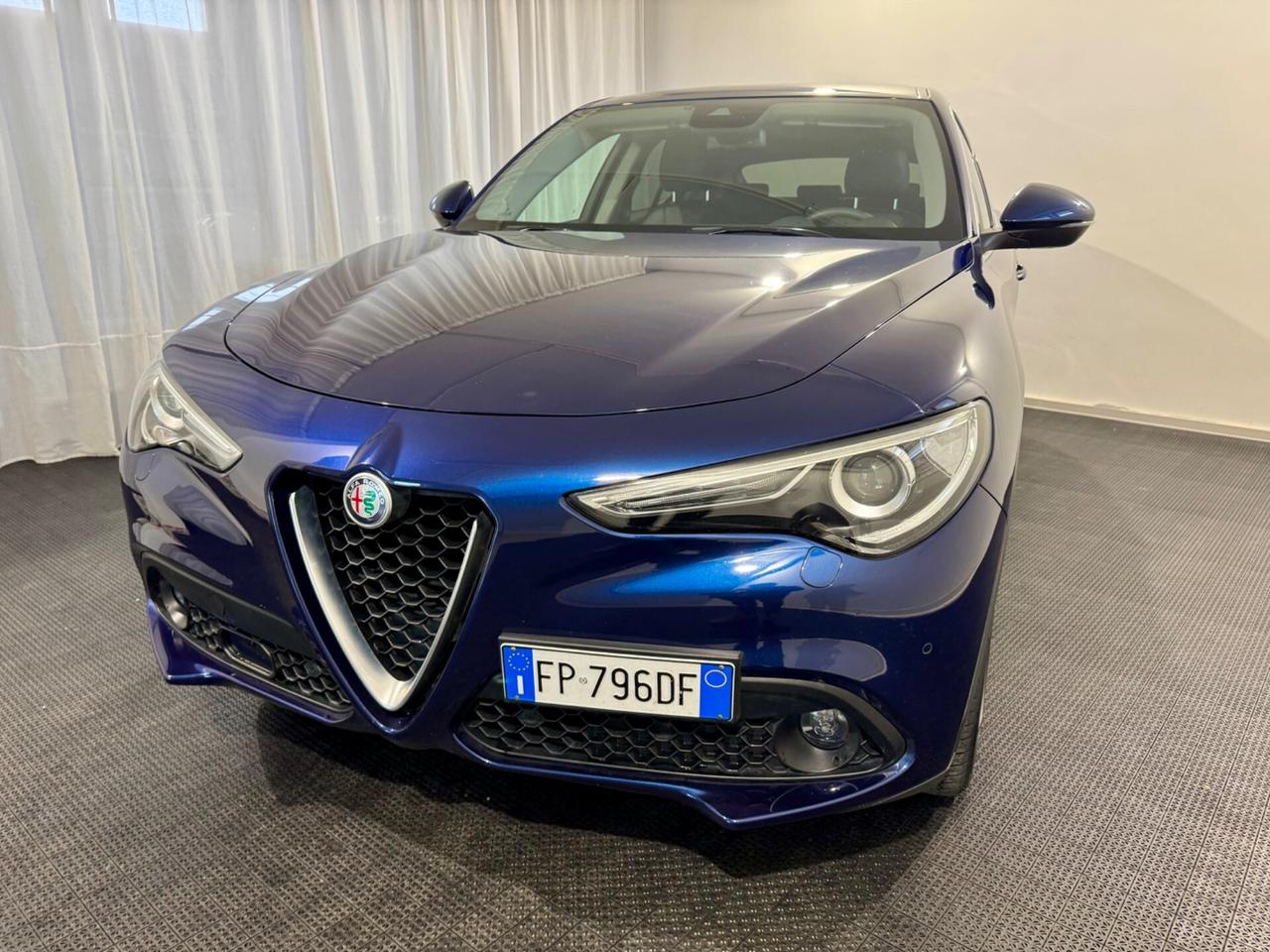 Alfa Romeo Stelvio 2.2 Turbodiesel 210 CV AT8 Q4 Super